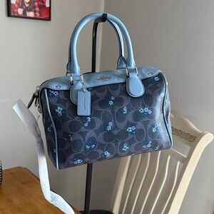 NWT Coach Navy Signature Floral Mini Bennett with Light Blue Trim